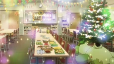 Nii ayuda con un árbol de navidad