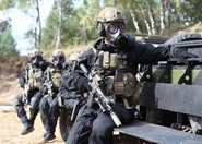 Надетый противогаз