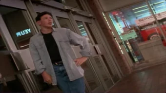 Ross finds the mall closed