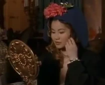 Vicki is hypnotized into a trance