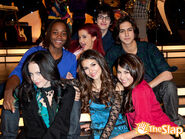 VictoriousCat35.jpg (134 KB)