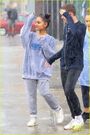 Ariana and friends under the rain in NY September 18 (2)