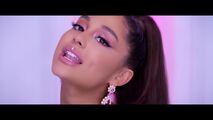 Ariana Grande - 7 Rings - Screencaptures (158)