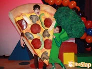 VictoriousCat28.jpg (104 KB)