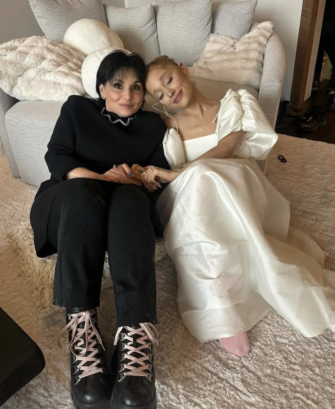 Joan Grande | Ariana Grande Wiki | Fandom