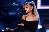 Ariana-Grande-Jimmy-Fallon-03-a-2016-billboard-1548