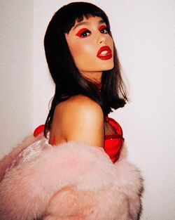 Ariana grande halloween look outlet