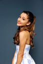 Gallery in-style-ariana