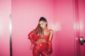 Ariana-grande-2016-republic-01-billboard-1548-650.jpg (1.16 MB)