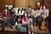 Cat Valentine and Victorious Cast (21)