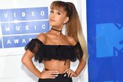 2016-mtv-vmas-ariana-grande-lead-620x413