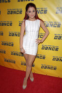 Ariana's outfit on may 27, 2010