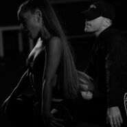 Instagram - Ariana Grande's 2019 posts (3)