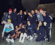 Sweetener World Tour – Dancers