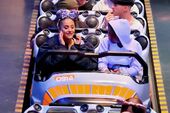 Ariana at Disneyland with friends in Anaheim, California April 8 2018 (2)