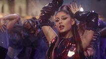 Lady Gaga, Ariana Grande - Rain On Me - Screencaps (92)