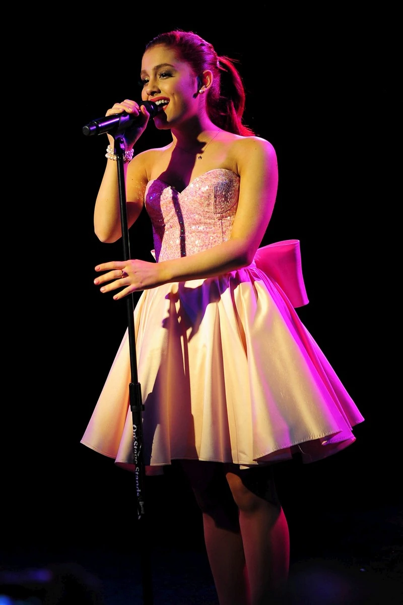 Ariana Grande/Gallery/2012 | Ariana Grande Wiki | Fandom