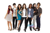 Cat Valentine and Victorious Cast (5)