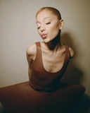 Ariana for SNL October 10 2024 4.jpg (97 KB)