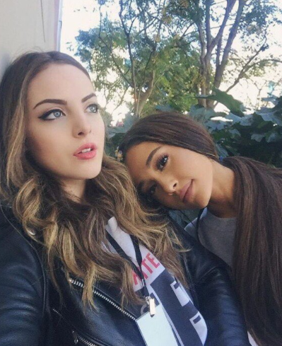 Ariana Grande: 'Santa Baby' Full Song with Liz Gillies!: Photo