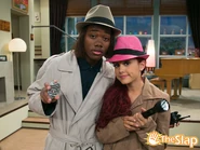 VictoriousCat140.jpg (96 KB)