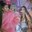 Ariana Grande - 7 Rings - Behind the scenes (7)