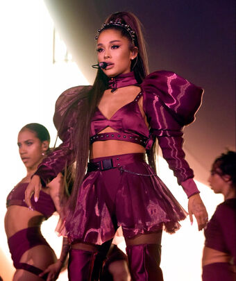 Ariana Grande Ariana Grande Wiki Fandom Skachivay i slushay ariana grande 7 rings i ariana grande 7 rings live na zvooq.online! ariana grande ariana grande wiki fandom