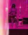 Ariana Grande - 7 Rings - Behind the scenes (42)