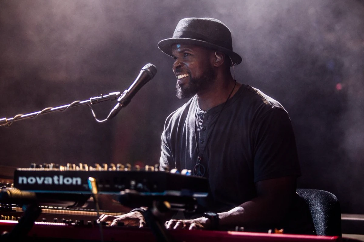 Buddy Strong Ariana Grande Wiki Fandom