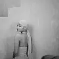 Sweetener photoshoot8.webp (141 KB)