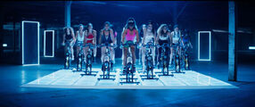 Side to Side Music Video (8)