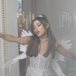 Ariana grande hotsell angel outfit