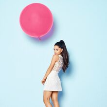 ariana lipsy collection
