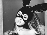 Dangerous Woman (album)
