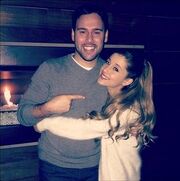 Ariana Grande & Scooter Braun.jpg
