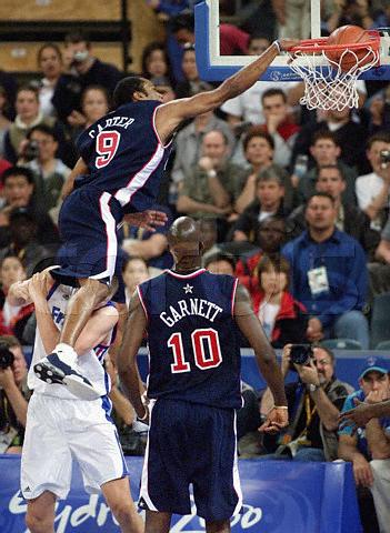 Warriors Trade Retrospective: The Vince Carter trade