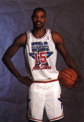 Latrell Sprewell drives to the basket during the 2001 NBA All-Star Game in  Washington, D.C.