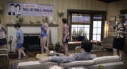 5x15 - Mr and Mrs Bluth Banner 1982