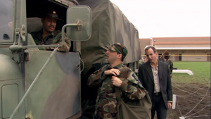 2x05 Sad Sack (50)
