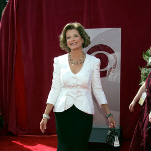 Jessica Walter Arrested Development Wiki Fandom