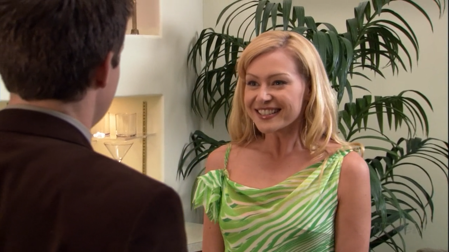 portia de rossi arrested development season 4