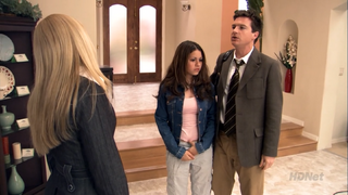 Michael, hoping to be a good role model, takes Maeby to work at the Bluth Company