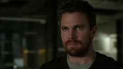 Oliver Queen ().