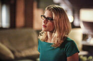 23.arrow-season-4-episode-sins-father-felicity-smoak