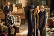 33.The Flash Duet Barry, Iris, Joe et Stein