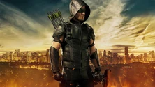 Oliver Queen Green Arrow (Stephen Amell)