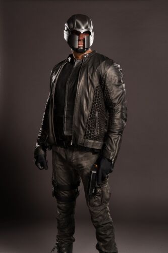 Arrow-Season-4-John-Diggle-Suit2