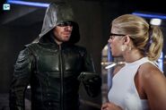 8.Arrow A Matter of Trust-green arrow et felicity