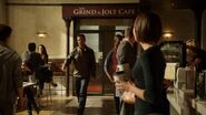 The Grint & Jolt Cafe dans Arrow