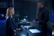 2.Arrow.Due Process.felicity et Diggle